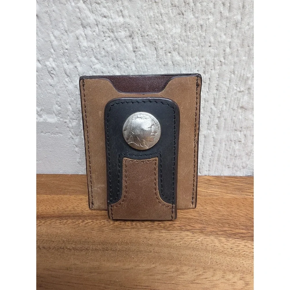 The Unbranded Brand vintage buffalo